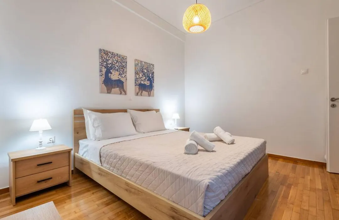 Roubnb Acropolis Museum 1Bd Apt-1